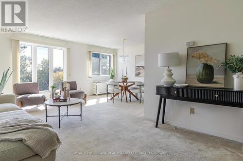 30 - 36 Champlain Crescent, Peterborough (Northcrest Ward 5), ON - Indoor Photo Showing Living Room