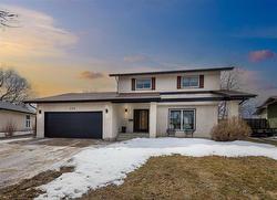 279 Barker Boulevard  Winnipeg, MB R3R 2H4