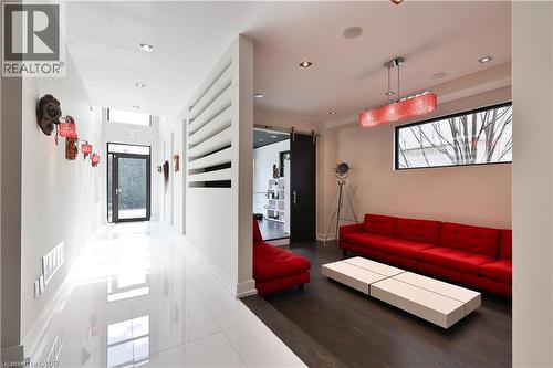 647 Montbeck Crescent, Mississauga, ON - Indoor Photo Showing Other Room