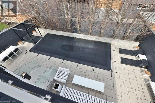 647 Montbeck Crescent, Mississauga, ON - Indoor