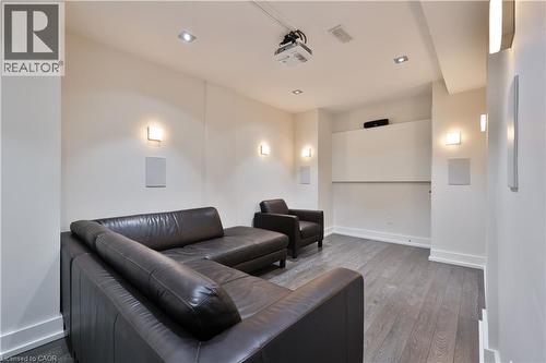 647 Montbeck Crescent, Mississauga, ON - Indoor