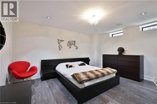 647 Montbeck Crescent, Mississauga, ON - Indoor Photo Showing Bedroom