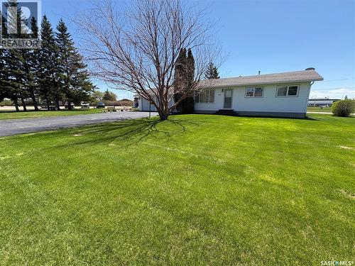 109 Road Avenue, Langenburg, SK - Outdoor