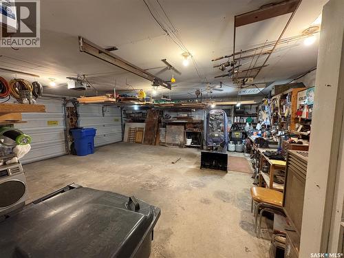 109 Road Avenue, Langenburg, SK - Indoor Photo Showing Garage