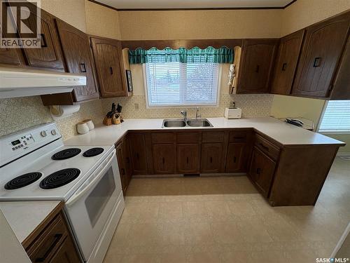 109 Road Avenue, Langenburg, SK - Indoor Photo Showing Kitchen With Double Sink
