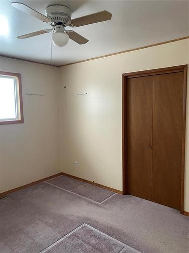 142 Mound Avenue, Pilot Mound, MB - Indoor Photo Showing Other Room