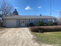 142 Mound Avenue  Pilot Mound, MB R0G 1P0