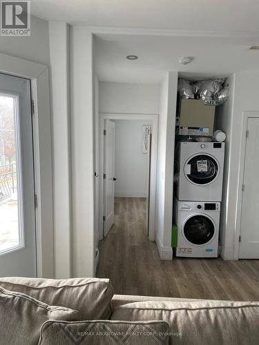 66 Wellington Street S, Hamilton, ON - Indoor Photo Showing Laundry Room