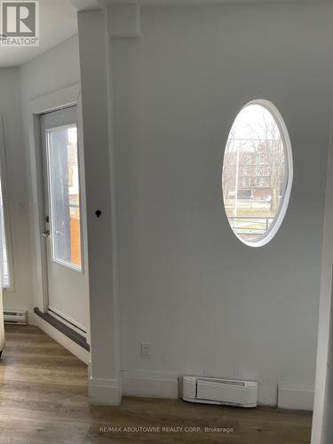 66 Wellington Street S, Hamilton, ON - Indoor Photo Showing Other Room