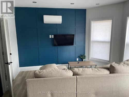 66 Wellington Street S, Hamilton, ON - Indoor