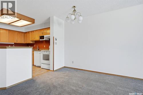 331 960 Assiniboine Avenue, Regina, SK - Indoor Photo Showing Kitchen