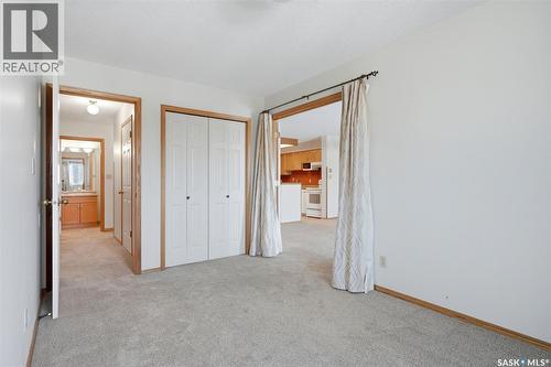 331 960 Assiniboine Avenue, Regina, SK - Indoor