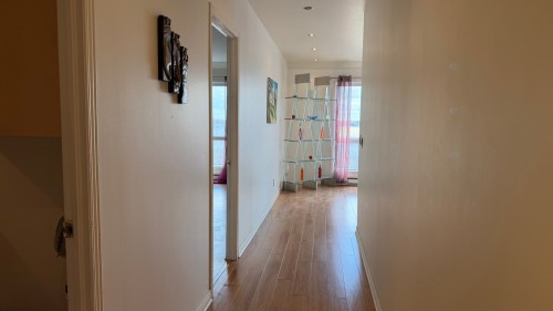 Hall d'entrée/Vestibule - 805-7680 Boul. Marie-Victorin, Brossard, QC - Indoor Photo Showing Other Room