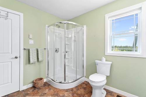 Salle de bains - 75 Ch. Laforest, Litchfield, QC - Indoor Photo Showing Bathroom