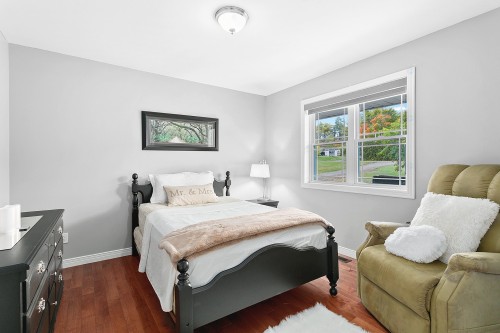 Chambre à coucher - 75 Ch. Laforest, Litchfield, QC - Indoor Photo Showing Bedroom