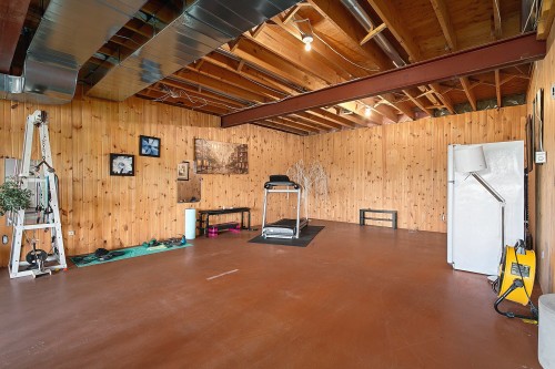 Sous-sol - 75 Ch. Laforest, Litchfield, QC - Indoor Photo Showing Other Room