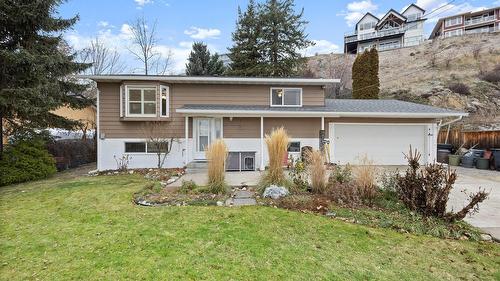 5882 Victoria Street  Peachland, BC V0X 1X4