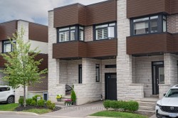 22-35 Midhurst Heights  Hamilton, ON L8J 0K9