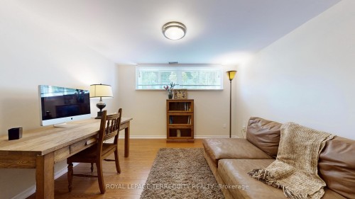 134 Hadrian Drive, Toronto, ON - Indoor