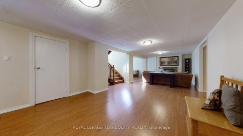 134 Hadrian Drive, Toronto, ON - Indoor