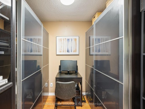 502-9 Northern Hts Drive, Richmond Hill, ON - Indoor Photo Showing Office