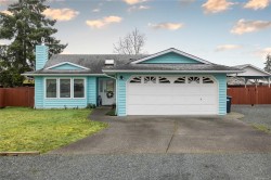 388 McKillop Dr Parksville, BC V9P 1L5