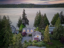 7820 Ships Point Rd Fanny Bay, BC V0R 1W0