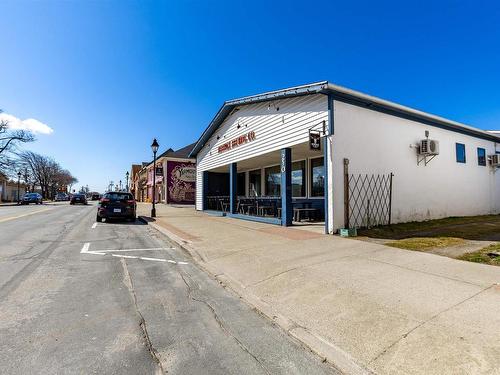 250 Main Street, Yarmouth, NS 