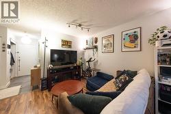 209 1345 COMOX STREET  Vancouver, BC V6E 4E4