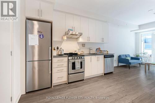 907 - 212 King William Street S, Hamilton, ON - Indoor Photo Showing Kitchen With Stainless Steel Kitchen