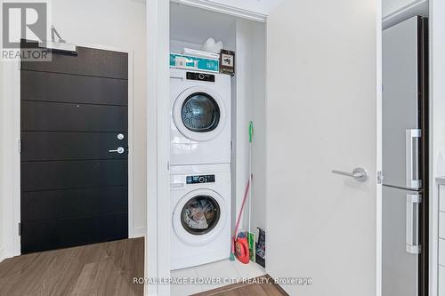 907 - 212 King William Street S, Hamilton, ON - Indoor Photo Showing Laundry Room