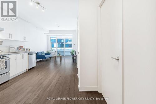 907 - 212 King William Street S, Hamilton, ON - Indoor Photo Showing Kitchen