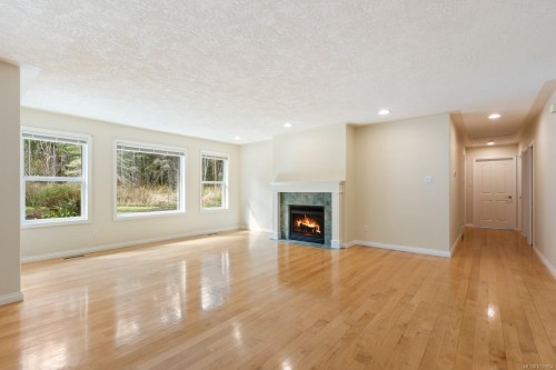 3815 Roy Creek Rd, Royston, BC 