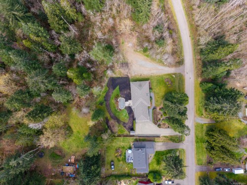 3815 Roy Creek Rd, Royston, BC 