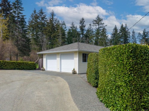 3815 Roy Creek Rd, Royston, BC 