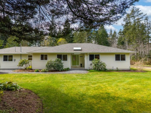 3815 Roy Creek Rd, Royston, BC 