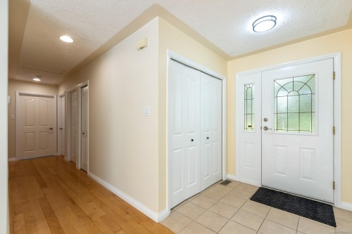 3815 Roy Creek Rd, Royston, BC 