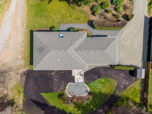 3815 Roy Creek Rd, Royston, BC 