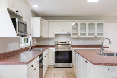 3815 Roy Creek Rd, Royston, BC 