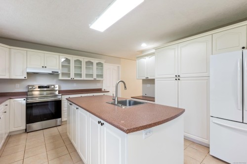 3815 Roy Creek Rd, Royston, BC 