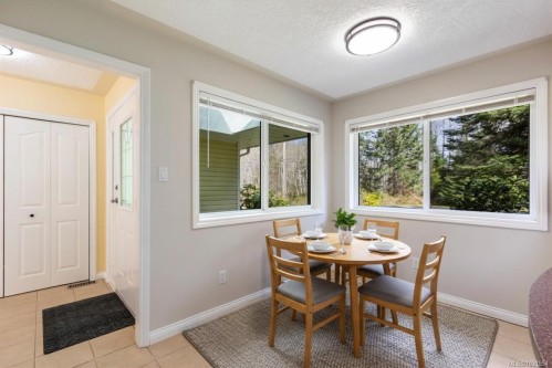 3815 Roy Creek Rd, Royston, BC 