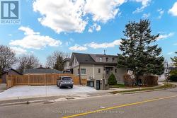 4 - 79 TWENTY FIFTH STREET Toronto, ON M8V 3P7