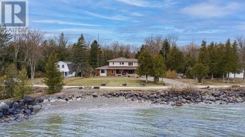 122 COTTAGE LANE  Georgian Bluffs, ON N4K 5N4