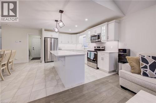 4 Livingston Drive, Tillsonburg, ON - Indoor Photo Showing Kitchen With Stainless Steel Kitchen