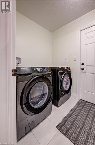 4 Livingston Drive, Tillsonburg, ON - Indoor Photo Showing Laundry Room