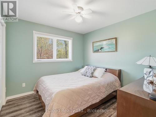 6 Springhill Road, Mckellar, ON - Indoor Photo Showing Bedroom