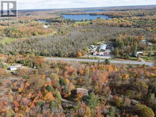 6 Springhill Road, Mckellar, ON - Indoor With Fireplace