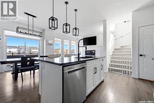 3029 Bellegarde Crescent, Regina, SK - Indoor Photo Showing Kitchen With Upgraded Kitchen