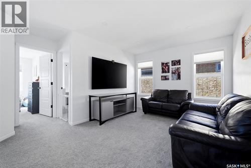 3029 Bellegarde Crescent, Regina, SK - Indoor Photo Showing Living Room