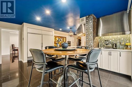 78 Terrace Drive, Hamilton, ON - Indoor Photo Showing Dining Room